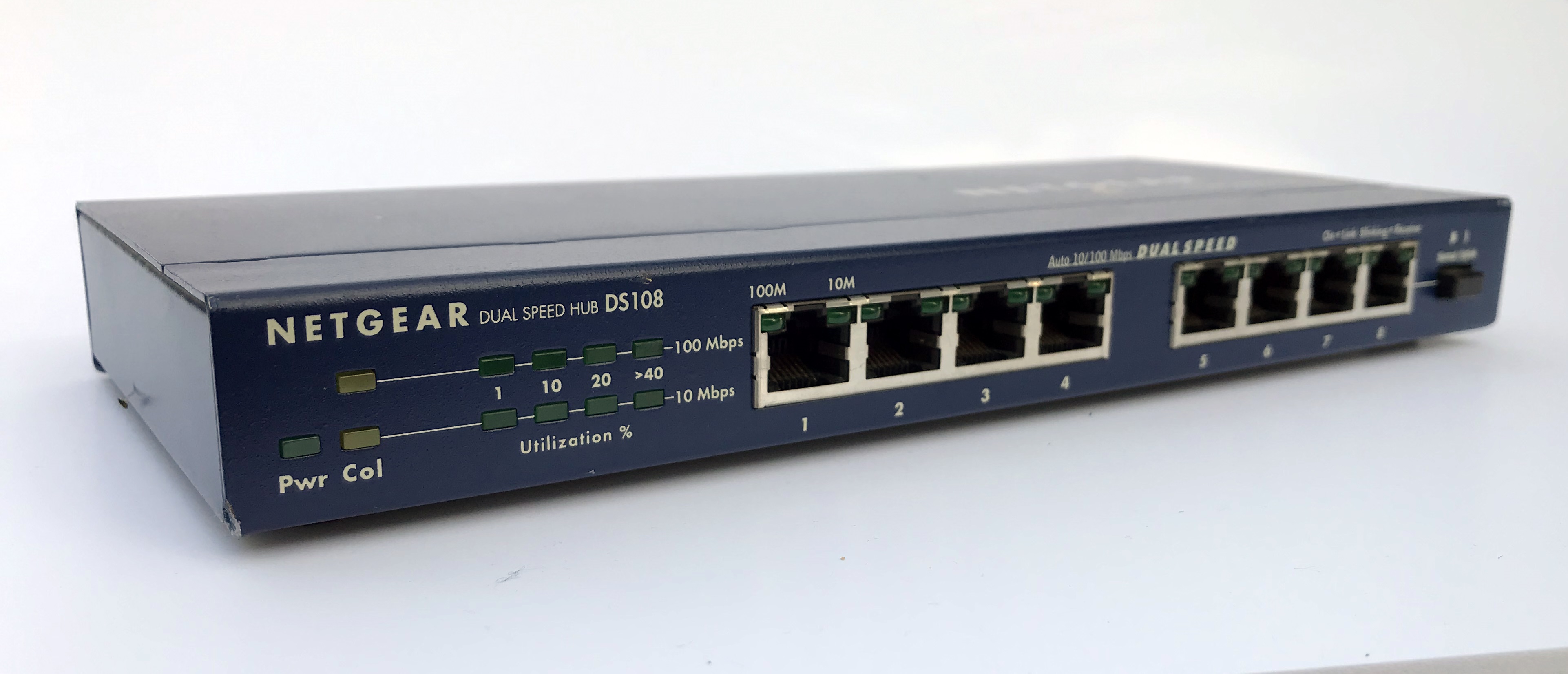 Ethernet Switch vs. Hub: What Is the Difference?